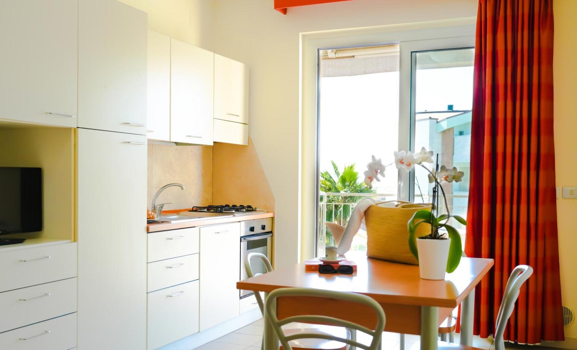 Casa Del Mar Aparthotel Roseto Degli Abruzzi Buitenkant foto