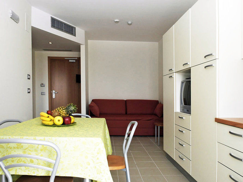 Casa Del Mar Aparthotel Roseto Degli Abruzzi Buitenkant foto